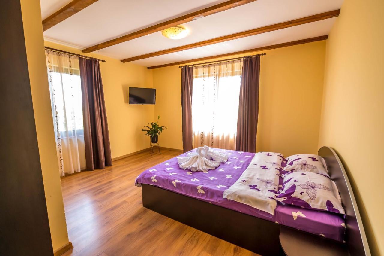 Casa De Vacanta Sadu Zewnętrze zdjęcie